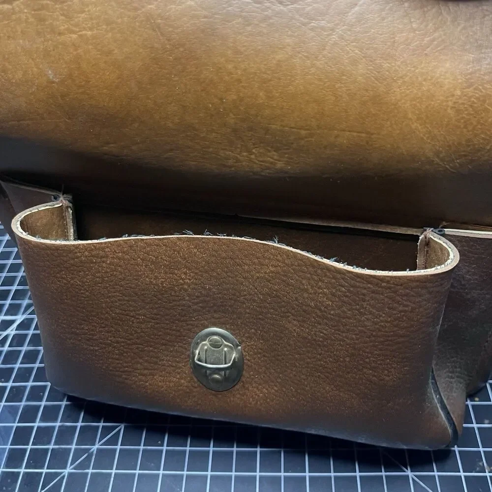 Vintage Hard Brown Leather Camera Case Shoulder Bag Made In USA #703